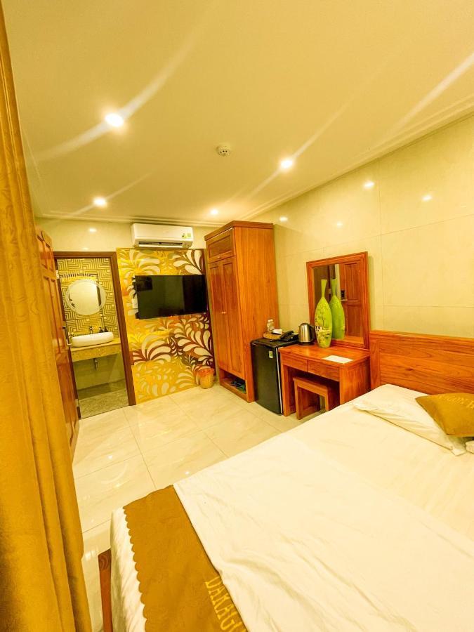 Dragon Hotel Near Dragon Bridge Дананг Екстериор снимка